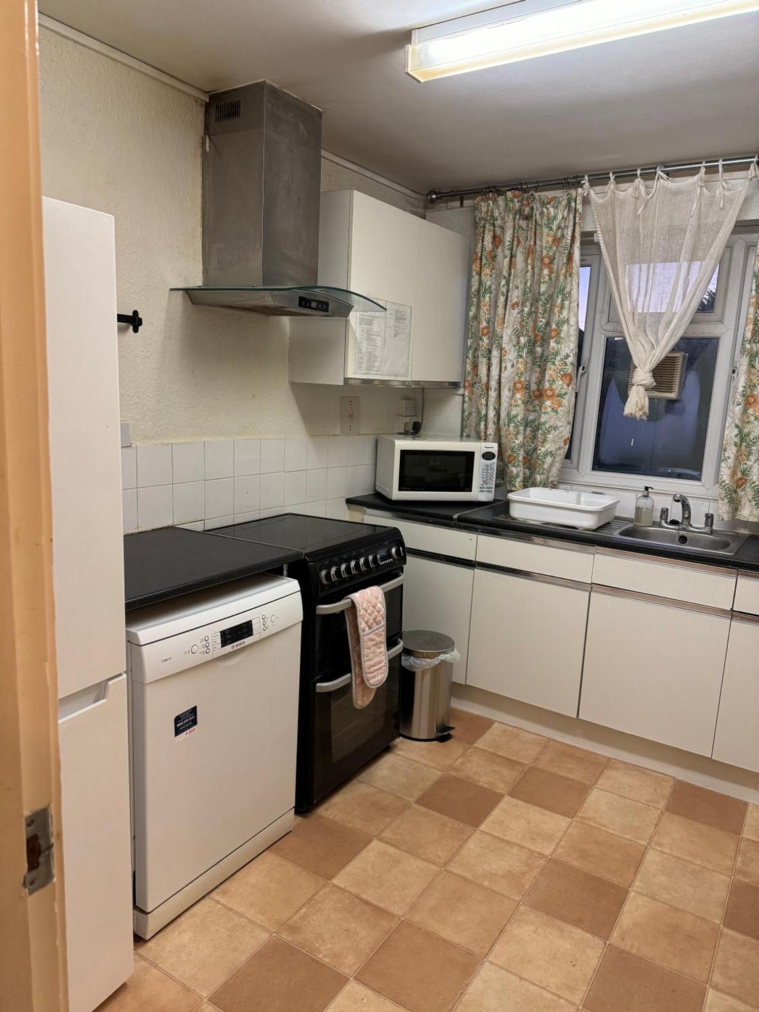 Lovely One Bed Apartment To Rent Londyn Zewnętrze zdjęcie